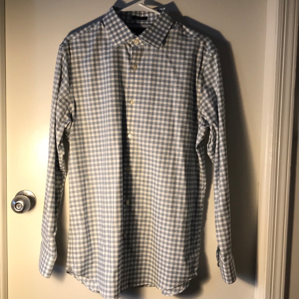 Banana Republic Long Sleeve Button Down - Picture 2 of 4